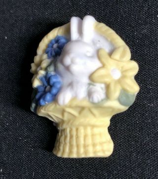 Vintage Jasperware Button - - - Bunny Rabbit In Basket Of Flowers - Shirley - 4 Color