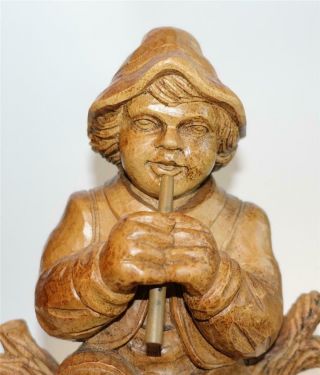 VINTAGE BLACK FOREST TYROLEAN CARVED WOOD FIGURE OF A BOY PLAYING A FLUTE 10 2