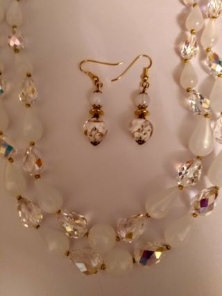 Gorgeous Vintage White & Aurora Borealis Rhinestone Necklace & Dangling Earrings