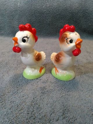 Vintage Kitsch Rooster Chicken Chick Salt And Pepper Shakers Made In Japan