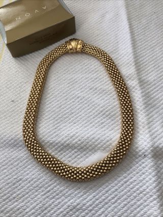 Vintage 1999 Avon Bold Mesh Magnetic Necklace Goldtone