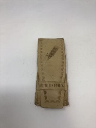 Vintage Bottelsen Dart Co Soft Carrying Case & Steel Darts