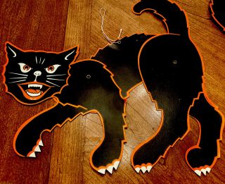 Large Vintage Made In Japan Halloween Scary Cat Die Cut Articulated Decoration.