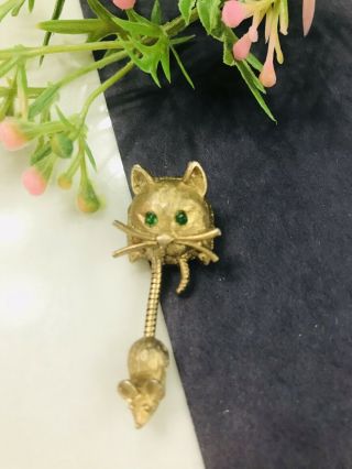 Estate Vintage Gold Tone Cat Mouse Pin Brooch 1.  5 " T