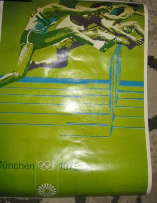 2 VINTAGE 1972 SUMMER OLYMPIC POSTERS MUNICH GERMANY MUSEUM TRACK HURDLE 16X12 2