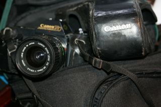 Vintage Canon T50 35mm SLR Camera w/ FD 35 - 70 mm F1:3.  5 - 4.  5 Lens & cover & bag 3