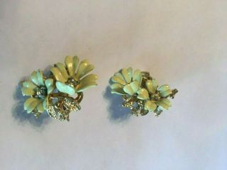 Signed Trifari Yellow Enamel Rhinestone Flowers Gold Tone Vintage Earrings