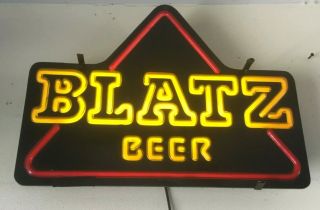 Vintage Blatz Lighted Beer Bar Sign.  1978.  Looks Great