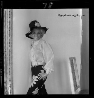 Bunny Yeager Vintage Pin - up Camera Negative Fashionable Sultry Marci Lane In Hat 2