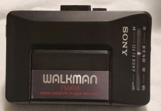 Vintage Sony Walkman Wm - F2015 Cassette Am/fm Portable For Parts/repair Only
