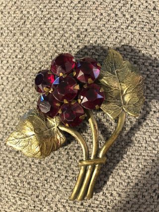 Vintage Gold Tone Brooch Pin W/ Red Cabochons