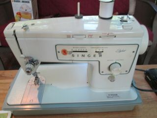 Vintage Singer Stylist 413 Zig - Zag Sewing Machine W/ Case/pedal Incl (see Notes)