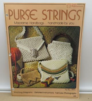 Vintage 70s Macrame Pattern Book Purse Strings Handbags Totes Shoulder Bag 7119
