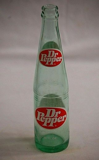 Old Vintage 1977 Dr.  Pepper Beverages Soda Pop Bottle Glass Green Hue 10 Oz.