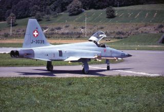 35mm Aircraft Slide J - 3039 Northrop F - 5e Tiger Iii Ddorf Aug 1980