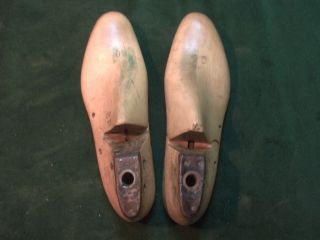 Vintage 1942 Pair US NAVY Size 8 D - M & T Industrial Shoe Factory Lasts 903 2