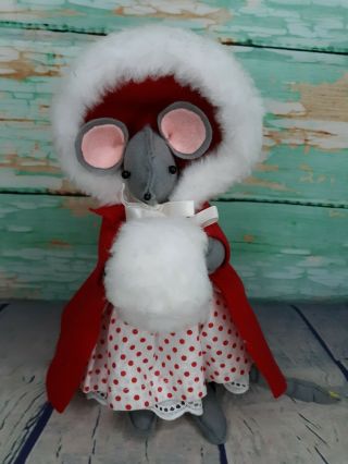 Vintage Handmade Christmas Holiday Decor Felt Mouse Red Coat Cloak Hat