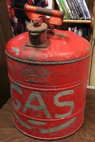 Vintage 1930’s Justrite Mfg Co.  Chicago 5 Gallon Safety Gas Fuel Can
