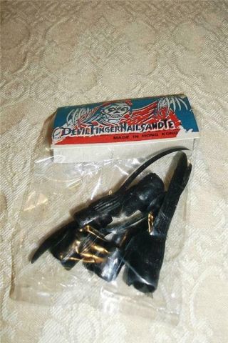 Vintage Black Plastic Devil Finger Nails & Teeth Halloween Skeleton Toys