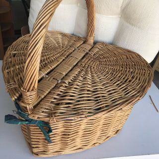 Vintage Heart Shaped Wicker Picnic Basket With Lid Plaid Lined And Handle