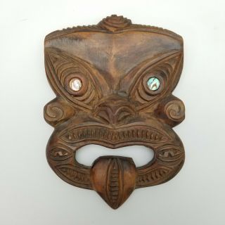 Vintage Maori Mask Wall Hanging Mop Zealand Tribal Warrior Folk Art Decor Tw