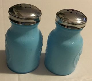 Vintage Blue Milk Glass Salt and Pepper Shakers Set Embossed Owl 2
