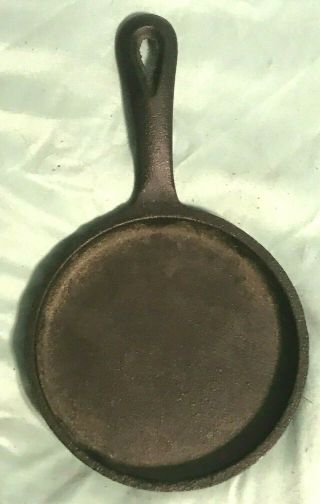 Vintage 5 Inch Cast Iron Mini Skillet Griddle Frying Pan Wall Hanging Ashtray