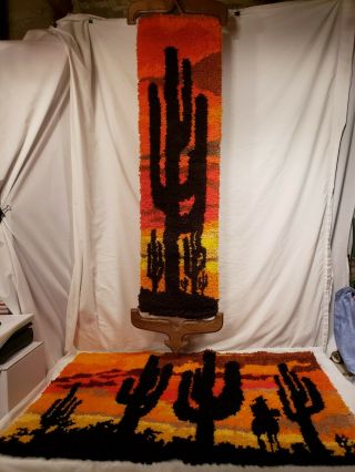 Vintage Latch - Hook Rug And Wall Hanging Set,  Western/ Desert Design