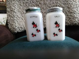 Vintage Mckee Milk Glass Large Range Salt And Pepper Shakers,  Green Lids,  Scotty