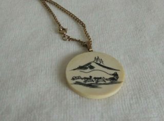 Vintage Scrimshaw Necklace Alaskan Dog Sled