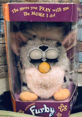 Furby 1998 Tiger Electronics Model 70 - 800 Collectibles Toy Doll Vintage