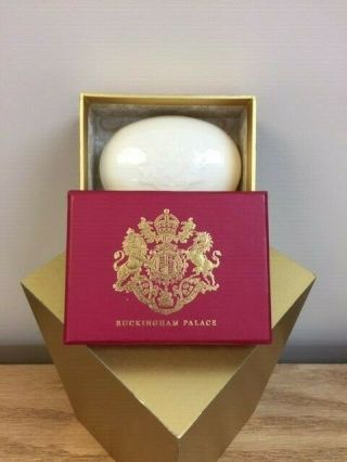 Rare Buckingham Palace " English Rose " Fine Hand Soap Factory 5.  2oz / 150g