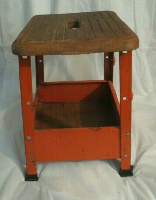 VINTAGE HIRSH TOOL STOOL U.  S.  A.  MADE (MAKES A GREAT PLANT STAND) 2