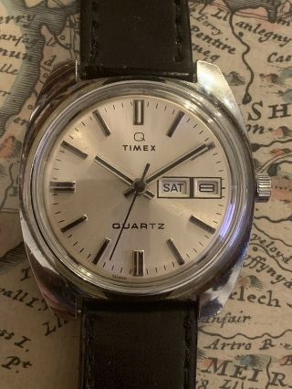 Vintage 1976 Timex Q Men’s Day Date Watch,