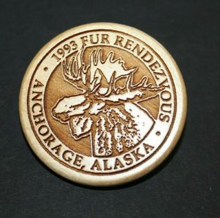 Anchorage Fur Rendezvous Rondy Birch Wood Pin 1993 Moose