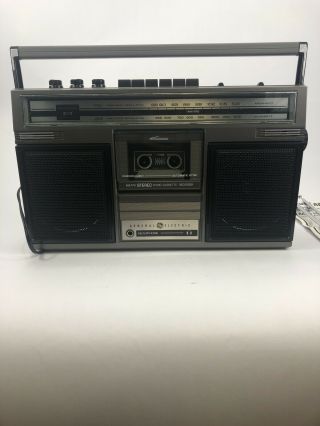 Vtg Ge General Electric Am Fm Cassette Tape Radio Boombox 3 - 5253 &