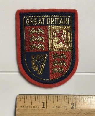 Great Britain United Kingdom Coat Of Arms British Souvenir Woven Red Felt Patch