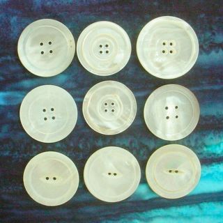 9 Large Vintage Mother Of Pearl Buttons 1 - 3/8 " To 1 - 5/8 " 2 & 4 Hole Sew Throughg