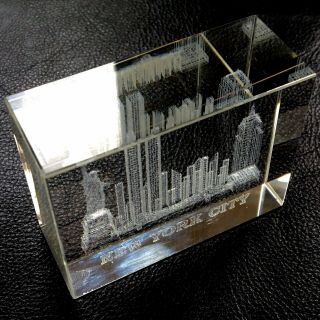 3D Laser Etched Glass York CITY Skyline TWIN TOWERS Paperweight 2