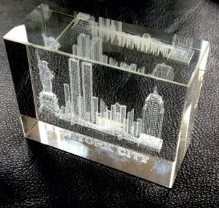 3D Laser Etched Glass York CITY Skyline TWIN TOWERS Paperweight 3