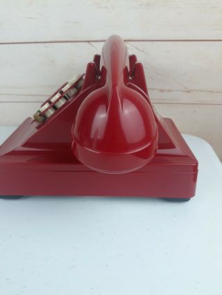 Crosley Model 302 Push - Button Landline Kettle Desktop Phone Red Vintage Look 3