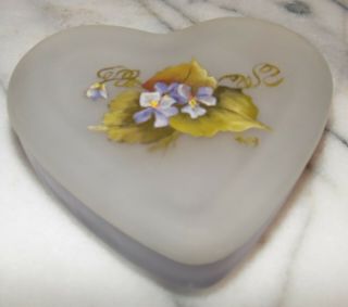 Vintage Viking Glass Satin Frosted Heart Covered Trinket Holder Dish Flowers Usa