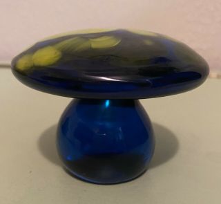Mid Century Blenko Glass Blue Yellow Mottled Mushroom Paper Weight 2.  5” Vintage 2