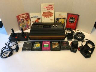 Vintage 1980 Atari Cx - 2600a Video Computer System Console With Controllers