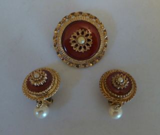 Vintage Sarah Coventry " Westminster " Pin And Earring Set