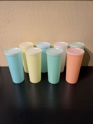 Eight Vintage Tupperware Pastel 16oz 107 Tumblers Cups And Lids