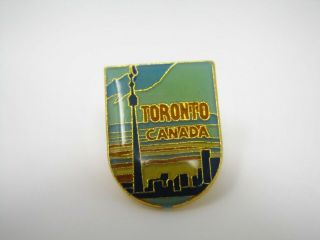 Vintage Collectible Pin: Toronto Canada Skyline Design