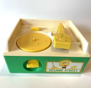 Vintage Fisher Price SESAME STREET Record Player,  1984.  Includes All 5 Records 2