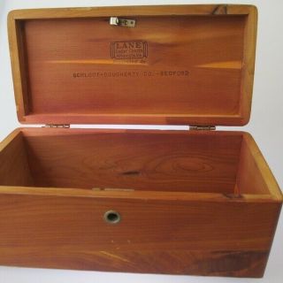Vintage Lane Cedar Jewelry Box With Key