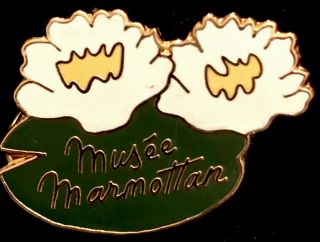 Vintage Musee Marmottan Monet Paris France Souvenir Enamel Lapel Pin